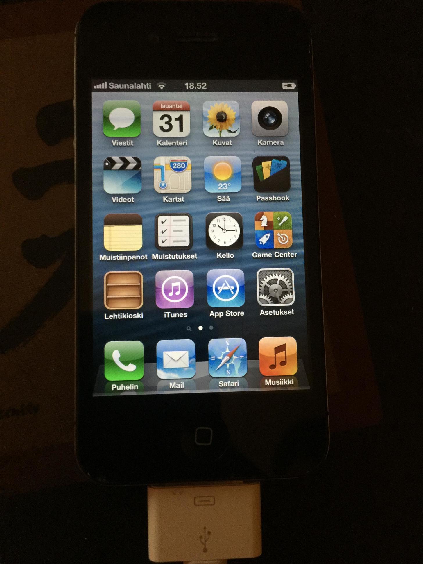 downgrade iPhone 4S from 9.3.3 to 6.1.3 - activation lock ...